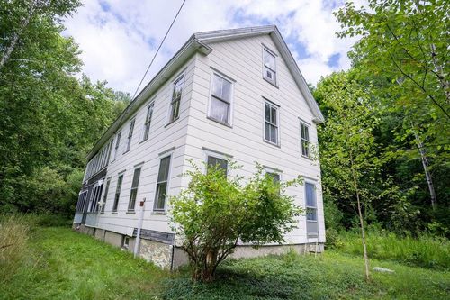 62 N Main Street, Mechanic Falls, ME, 04256 | Card Image