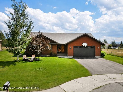 858 Easy St, Driggs, ID, 83422-5080 | Card Image