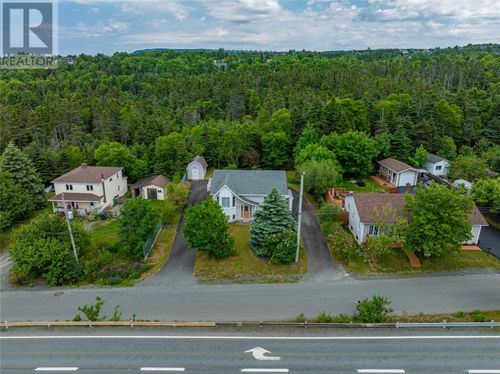 13 Access Pl, Conception Bay South, NL, A1W4B3 | Card Image
