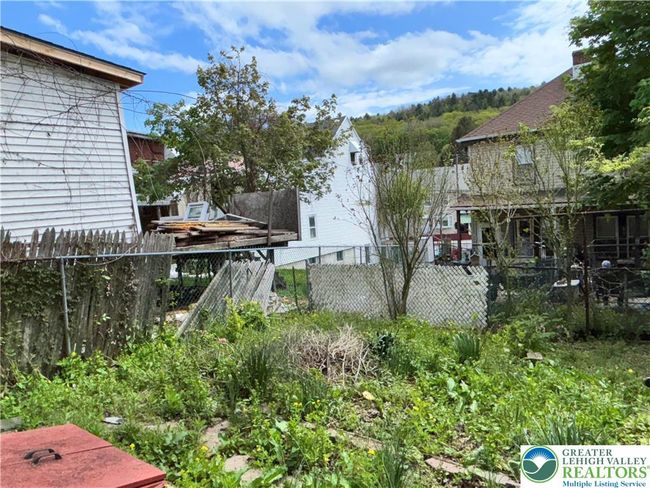 312 W Ridge St, House other with 3 bedrooms, 2 bathrooms and null parking in Lansford PA | Image 20