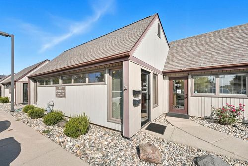 5917 Stoney Creek Dr, Fort Wayne, IN, 46825-4401 | Card Image