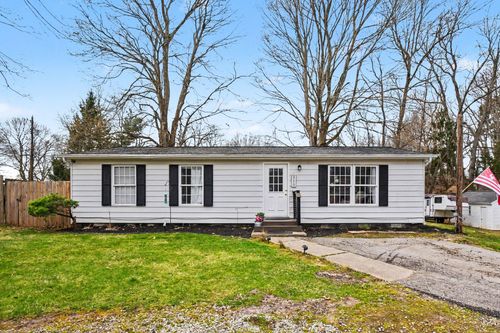 315 Mccumber St, Buchanan, MI, 49107-1132 | Card Image