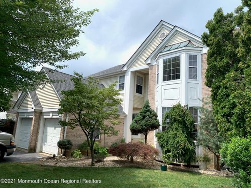 12 Oxford Ky, Colts Neck, NJ, 07722-1766 | Card Image