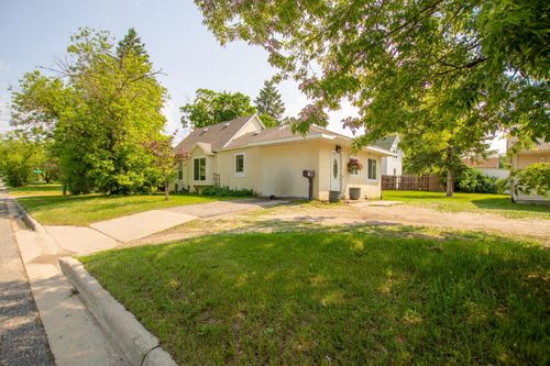 724 10th St Nw, Bemidji, MN, 56601-4513 | Card Image