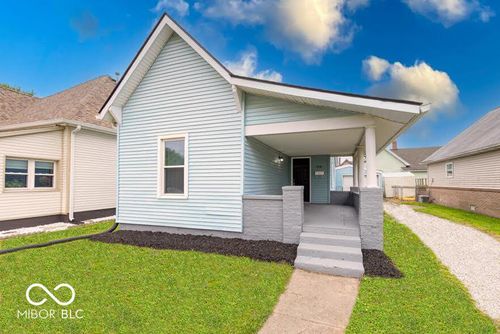 410 Montgomery St, Shelbyville, IN, 46176-1909 | Card Image