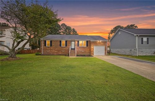 23 Church St, Poquoson, VA, 23662-2201 | Card Image