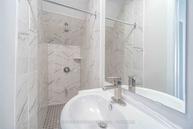 MAIN - 104 Benson Ave, House other with 2 bedrooms, 1 bathrooms and null parking in Toronto ON | Image 22
