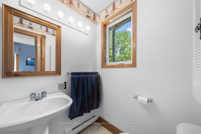 18 Meharg Dr, House other with 3 bedrooms, 2 bathrooms and 7 parking in Mckellar ON | Image 45