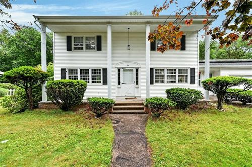 24 Forest View Dr, Cumberland, RI, 02864-3916 | Card Image