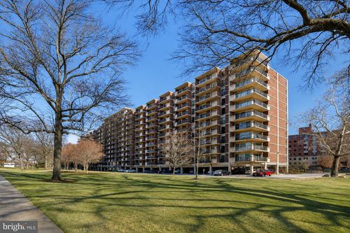 106-1300 Army Navy Dr, ARLINGTON, VA, 22202-2021 | Card Image