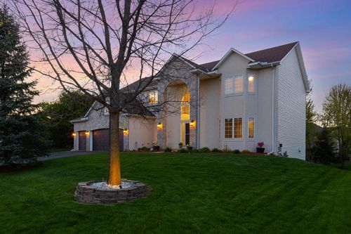 9724 Geisler Rd, Eden Prairie, MN, 55347-3563 | Card Image