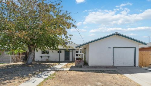 21412 S Pleasant Ave, Riverdale, CA, 93656-9211 | Card Image