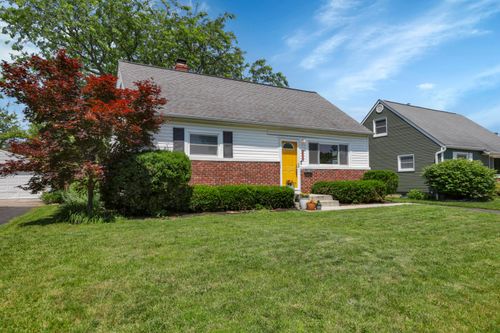 4299 Ashgrove Dr, Grove City, OH, 43123-3501 | Card Image