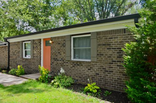 349 Dawn Dr, Cedar Hill, TN, 37032-5339 | Card Image