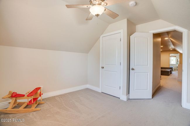 3035 S Big Hollow Rd, House other with 8 bedrooms, 5 bathrooms and null parking in Daniel UT | Image 36
