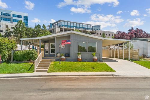 102 Alta View Way, Sandy, UT, 84070-3258 | Card Image