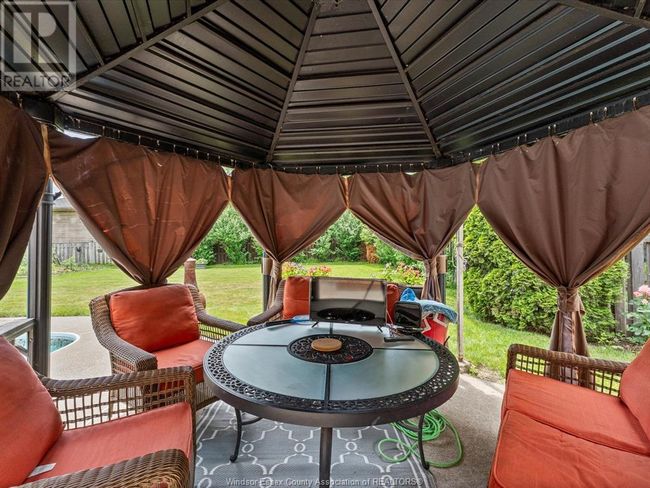 315 Majestic Dr, House other with 4 bedrooms, 4 bathrooms and null parking in Tecumseh ON | Image 38