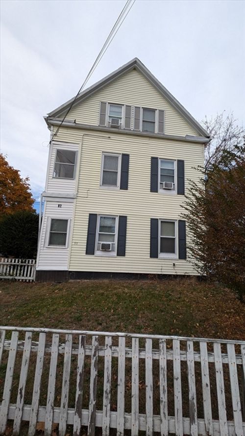 apt-1-92 N Franklin St, Holbrook, MA, 02343-1590 | Card Image