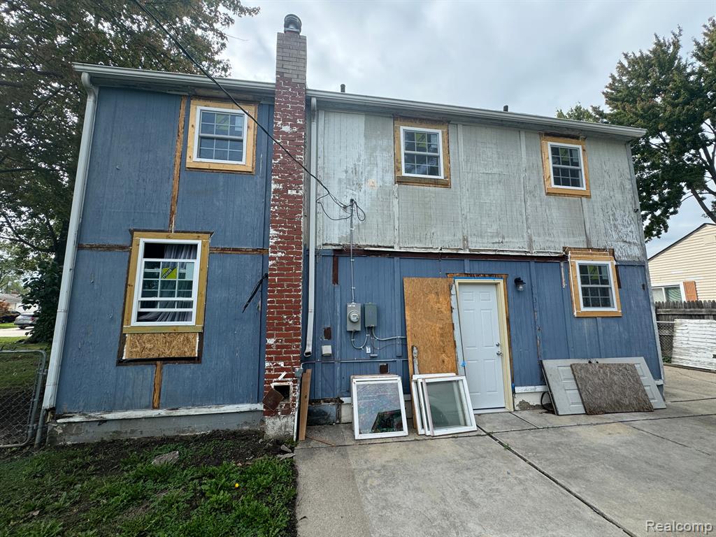 Fordline St, Southgate, MI 48195
