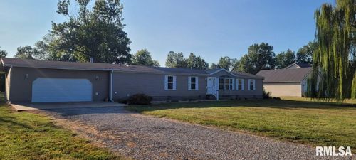 1355 S College St, Salem, IL, 62881-3637 | Card Image