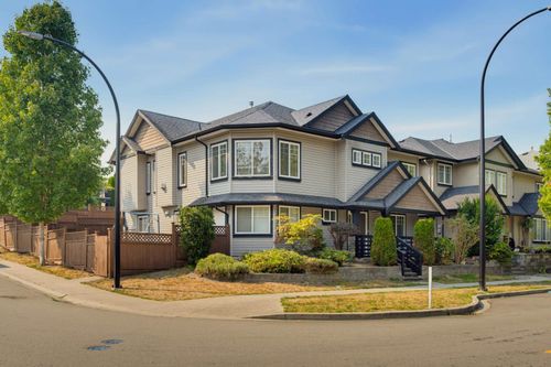11335 Creekside St, Maple Ridge, BC, V2W0C7 | Card Image