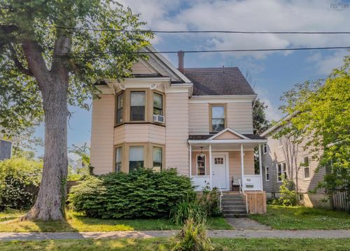 69 Union St, Sydney, NS, B1P4X6 | Card Image