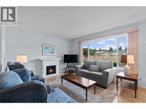 32-153 Salmon Arm Dr, Enderby, BC, V4Y6A1 | Card Image