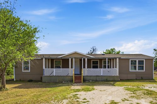 180 Quail Ridge Dr, Kyle, TX, 78640-9784 | Card Image