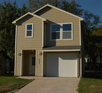 621 E Murrat Street, House other with 4 bedrooms, 2 bathrooms and null parking in Denison TX | Image 1