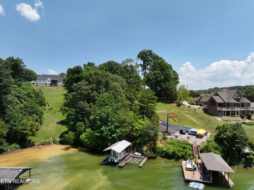 729 Lake Vista Dr, Friendsville, TN, 37737-2049 | Card Image