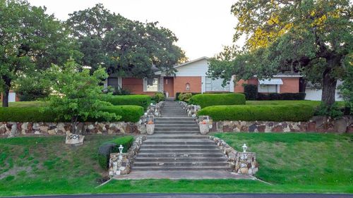 1604 N Haven Dr, Corinth, TX, 76210-3551 | Card Image