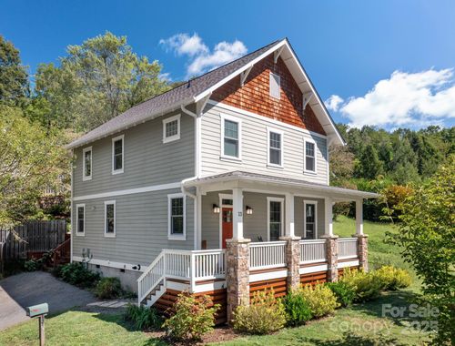 13 North St, Asheville, NC, 28801-1141 | Card Image