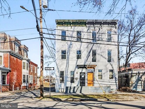 542 Seneca St, HARRISBURG, PA, 17110-2378 | Card Image