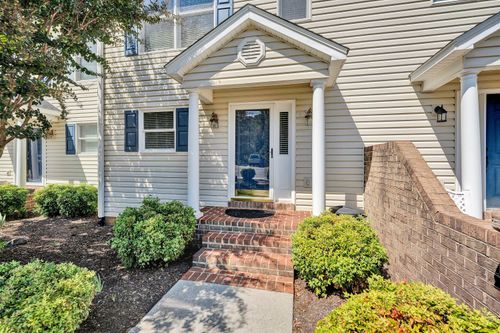 unit-f5-515 Cambridge Ct, Hardy, VA, 24101-3984 | Card Image