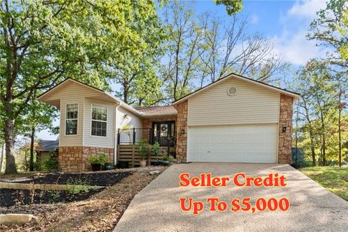 2 Edenhall Ln, Bella Vista, AR, 72714-1712 | Card Image