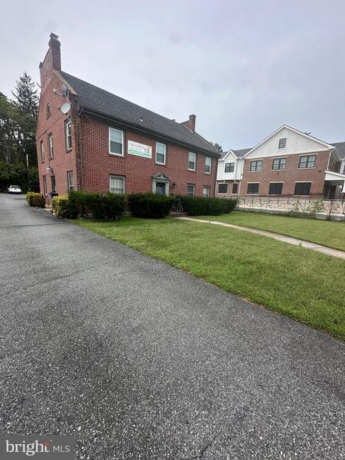 266 S College Ave, NEWARK, DE, 19711-5235 | Card Image