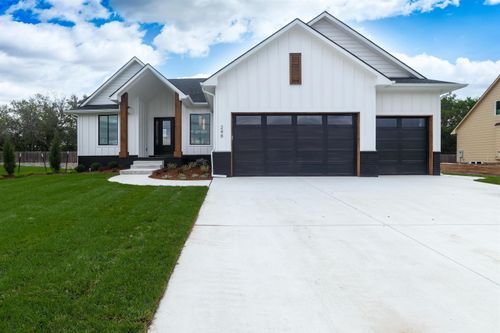 284 S Wellcrest Ct, Goddard, KS, 67052-2500 | Card Image