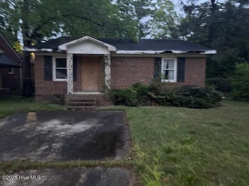 617 Myrtle Ave, Rocky Mount, NC, 27801-3437 | Card Image