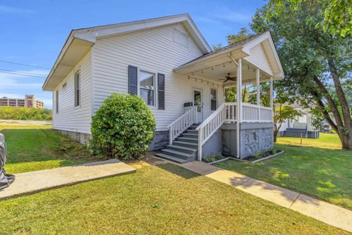 26 Upland St, Lyman, SC, 29365-1716 | Card Image