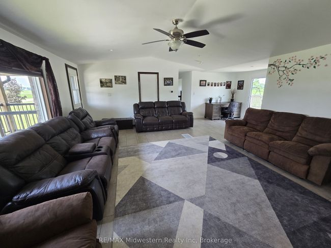 45320 St Michaels Rd, House other with 5 bedrooms, 3 bathrooms and 3 parking in Monkton ON | Image 7