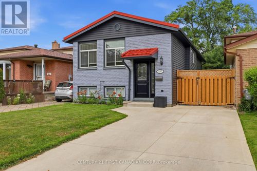 557 Ferndale Crt, London, ON, N6C5C2 | Card Image