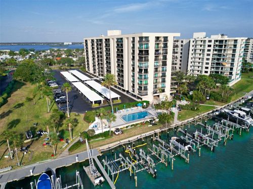apt-707-690 Island Way, CLEARWATER BEACH, FL, 33767-1927 | Card Image