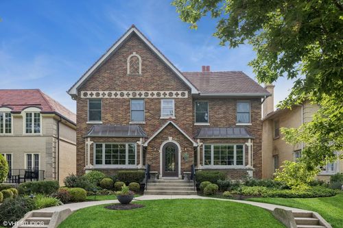 1118 N Kenilworth Ave, Oak Park, IL, 60302-1216 | Card Image