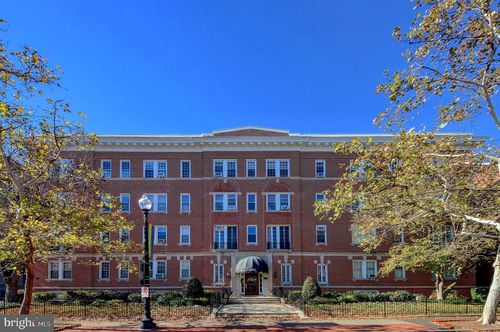 apt-207-1526 17th St Nw, WASHINGTON, DC, 20036-6207 | Card Image