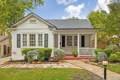 105 Rosemary Ave, House other with 3 bedrooms, 2 bathrooms and null parking in Alamo Heights TX | Image 1