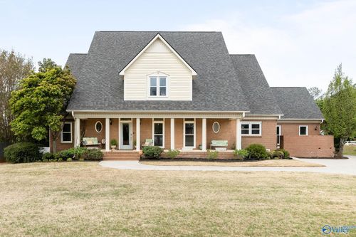 106 Manningham Dr, Madison, AL, 35758-7417 | Card Image