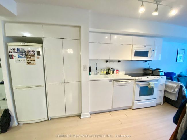 847 - 151 Dan Leckie Way, Condo with 2 bedrooms, 1 bathrooms and 1 parking in Toronto ON | Image 4