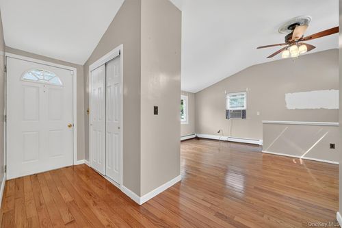 112 Woodale Ave, Peekskill, NY, 10566-5523 | Card Image