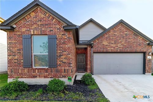 211 Summit Dr, Lockhart, TX, 78644-3865 | Card Image