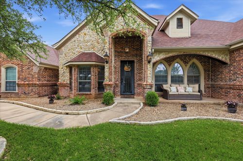 150 Blacktail Ln, Azle, TX, 76020-1461 | Card Image